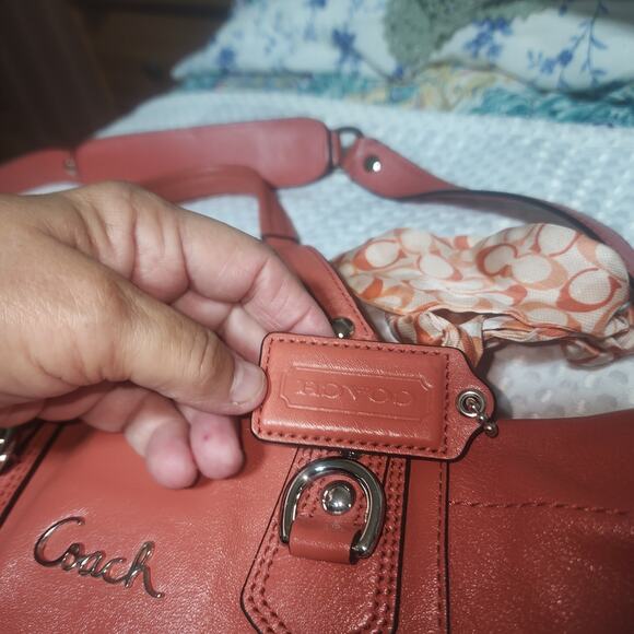 COACH EUC KRISTIN LEATHER CORAL SATCHEL CROSSBODY BAG - Picture 3 of 10